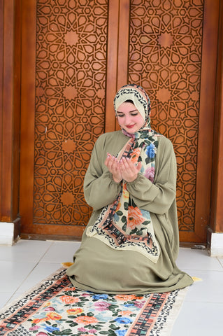 طقم صلاة (سجادة + إسدال + طرحة) - زيتي