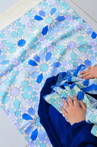 طقم صلاة (سجادة + إسدال + طرحة)